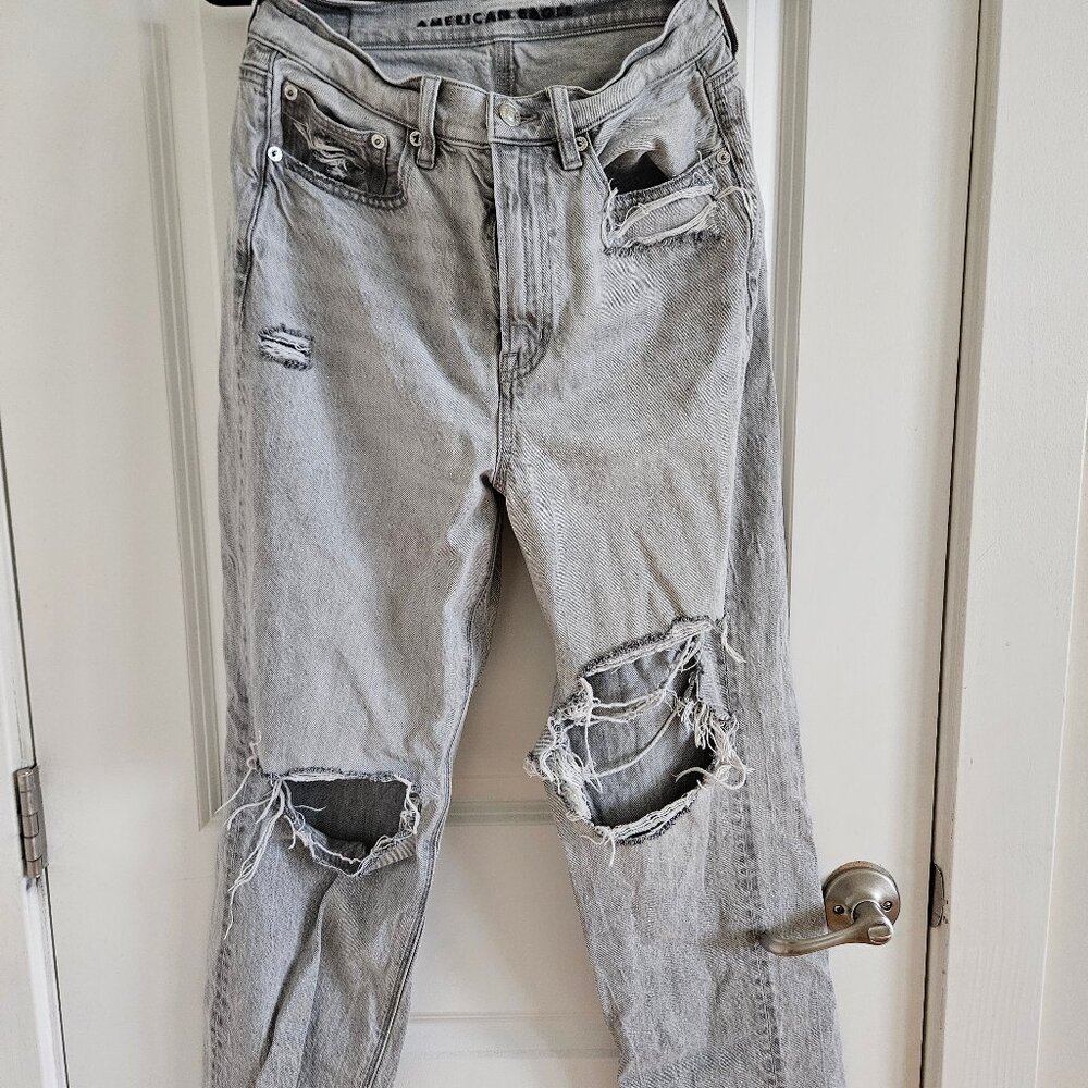 American Eagle Strigid Ripped Highest Waist Baggy Straight Jean